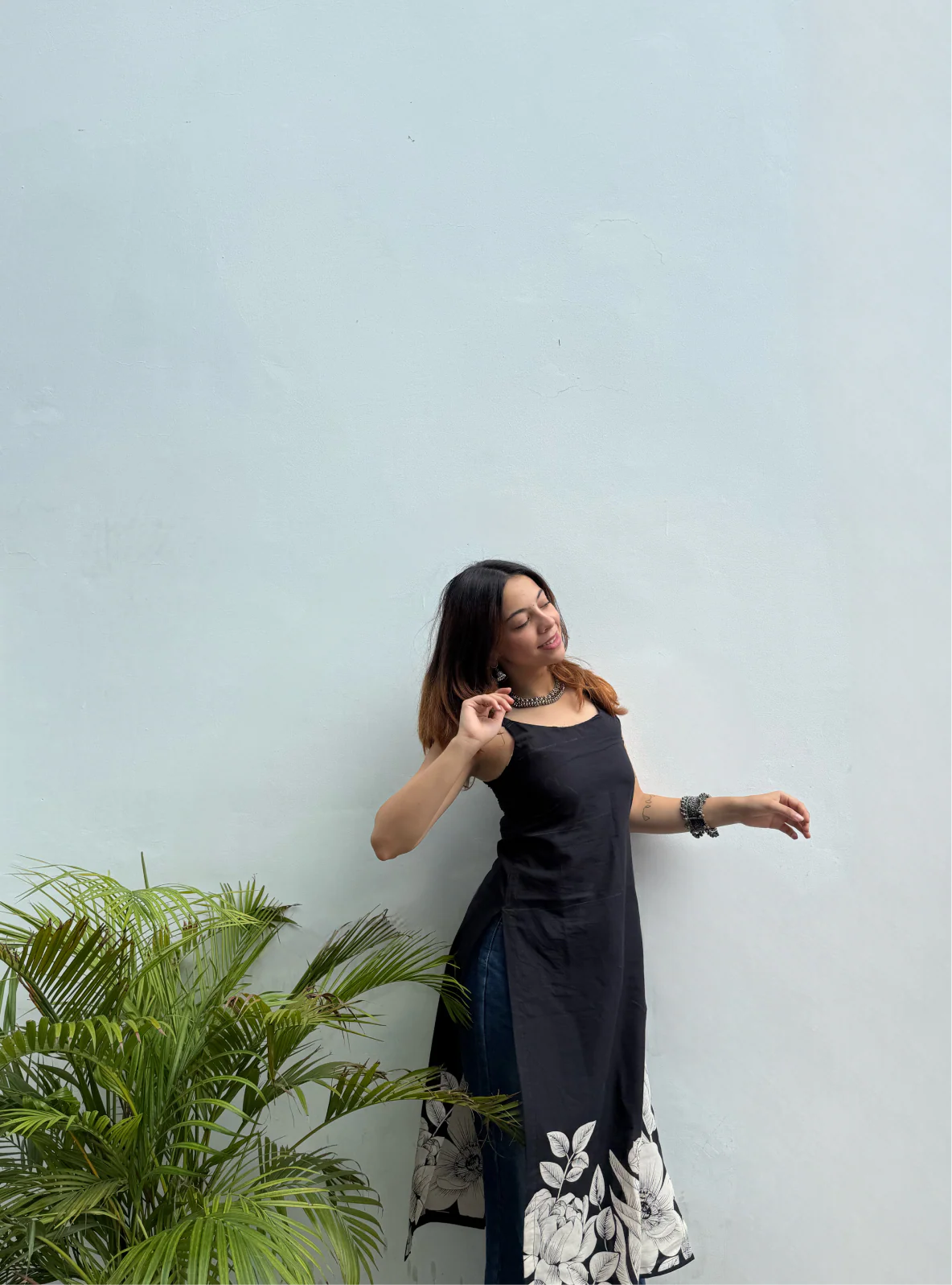 Noorani Nazakat Long Kurti by Kurti Kudi