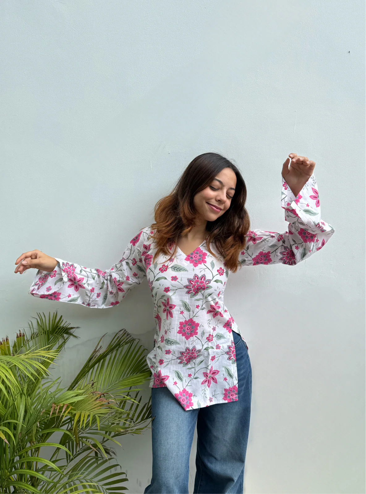 Rabri Bell Sleeves Kurti by Kurti Kudi